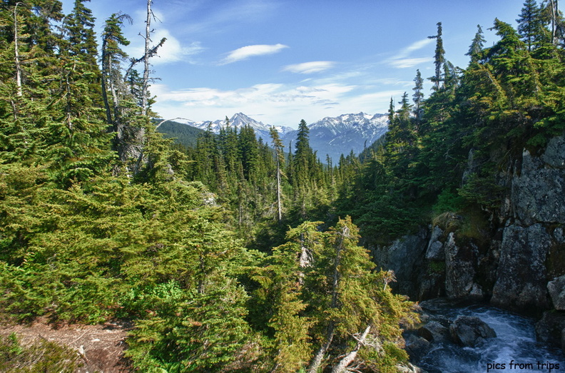 mountains in the distance2011d24c308_HDR.jpg